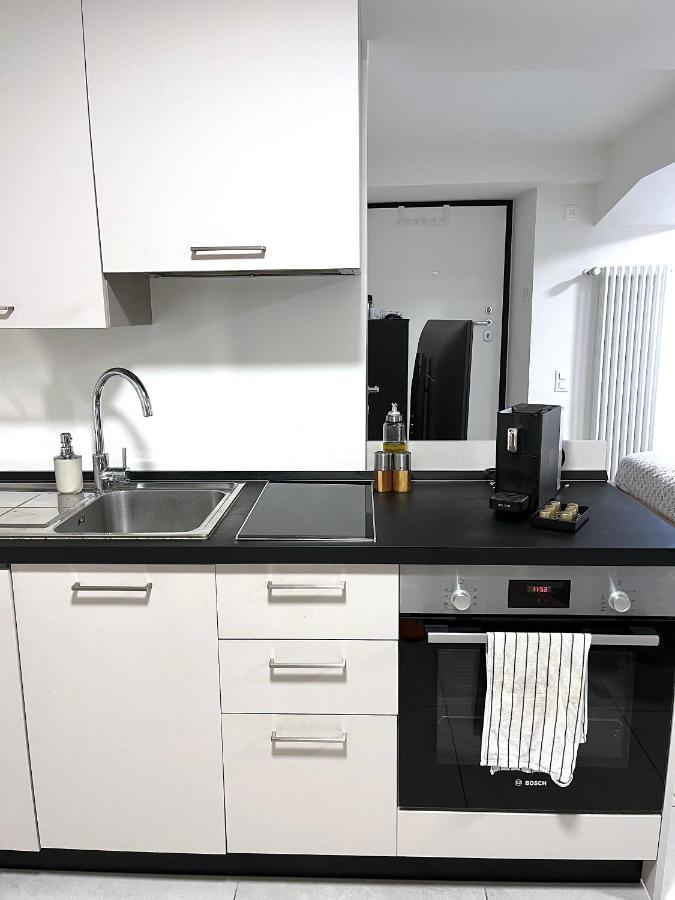The Hidden Studio; Comfy & Close To The Lake Lugano Exterior photo